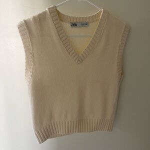 Zara Women's Cream V-Neck Sweater Vest
